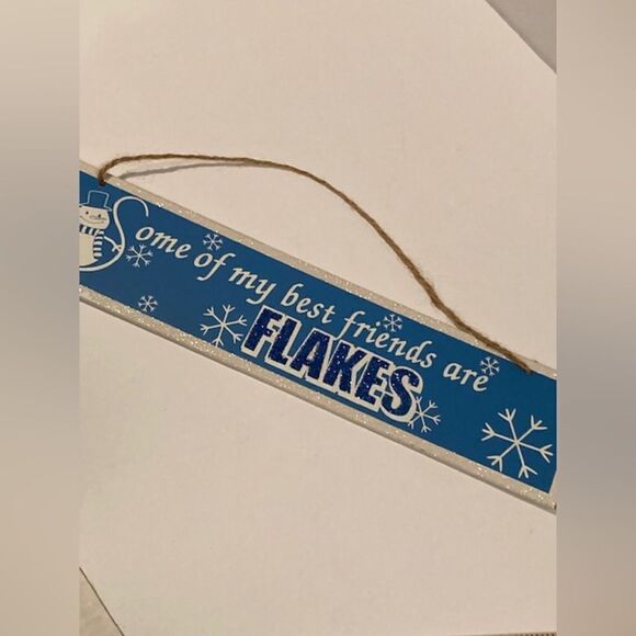 Snowman ‘Flakes Welcome Here’ Lawn Ornament Set & Flakes Snowman Sign - Picture 7 of 10